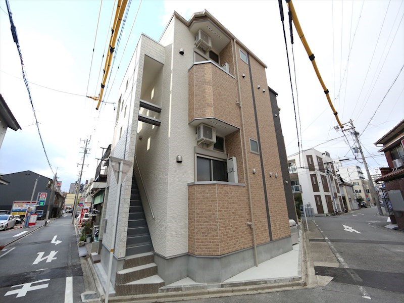 建物外観　外観　デザイナーズ　光インターネット無料