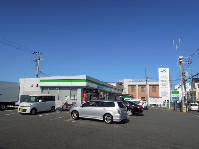 コンビニ　ファミリーマート（コンビニ）まで163m