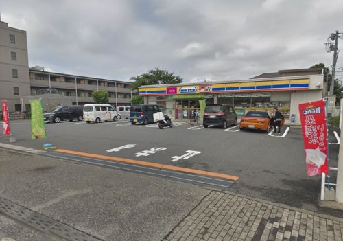 コンビニ　ミニストップ　梶野町店（コンビニ）まで449m