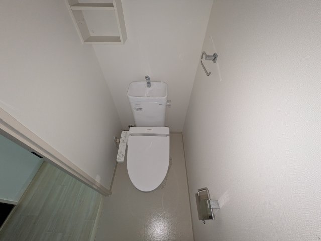 トイレ　ルナ クレシエンテ