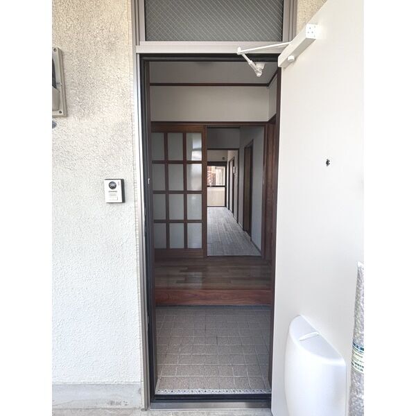 玄関