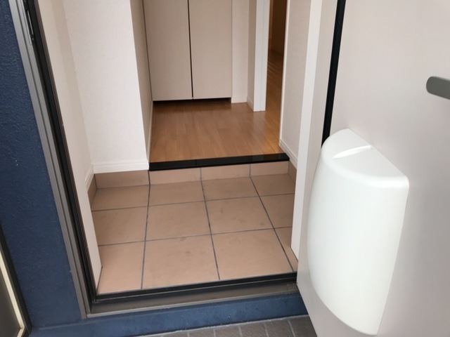 玄関　玄関