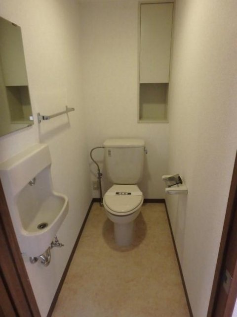 トイレ　写真は同タイプ住居です。