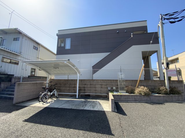 建物外観　外観写真（昼）
