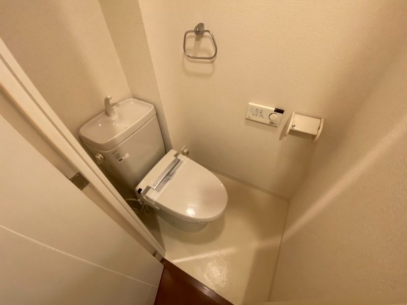 トイレ　快適に使用できる、清潔感にこだわったトイレです。
