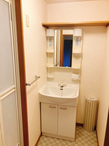 洗面設備　同タイプの写真です