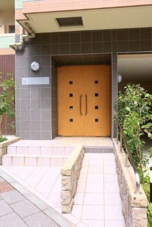 エントランス　☆共用部分☆