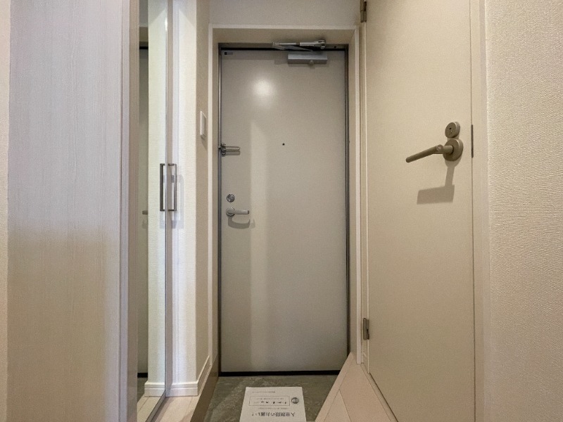 玄関　同型参照