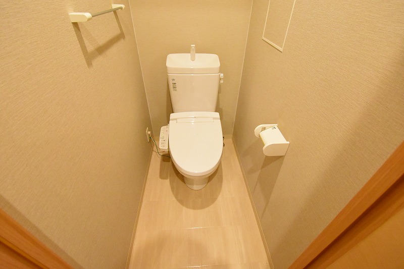 トイレ　ウォシュレット付きのトイレです！