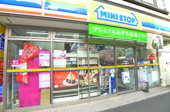 コンビニ　ミニストップ　新大久保駅東口店（コンビニ）まで103m