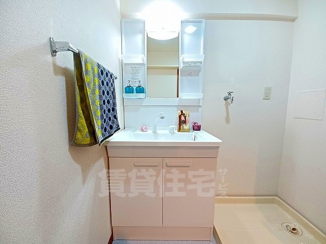 洗面設備　同建物　別部屋