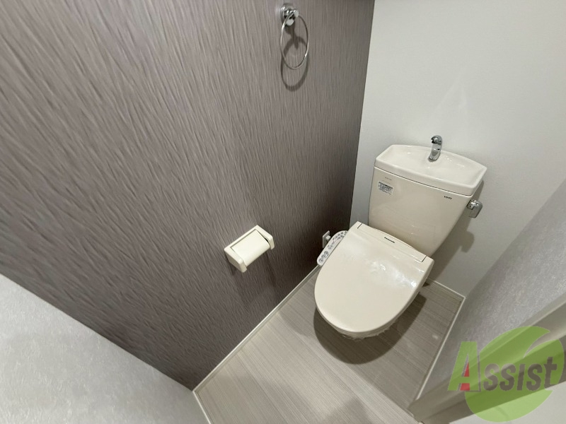 トイレ　トイレはウォシュレット付きです。シャワートイレは嬉しいですね