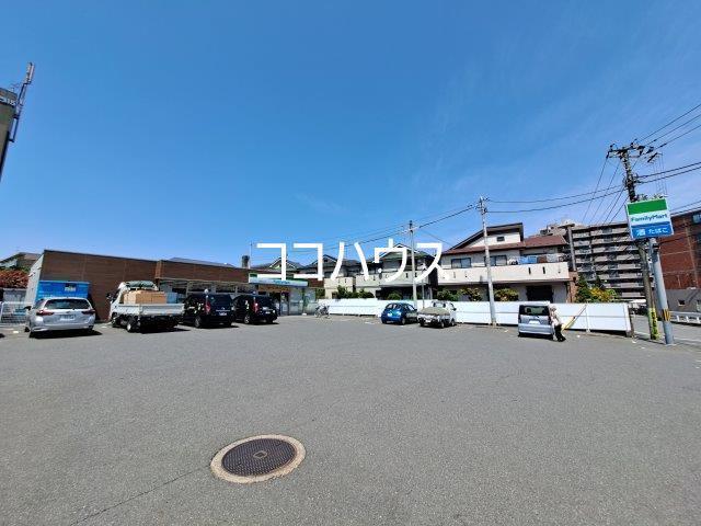 コンビニ　ファミリーマート船橋本中山店（コンビニ）まで260m