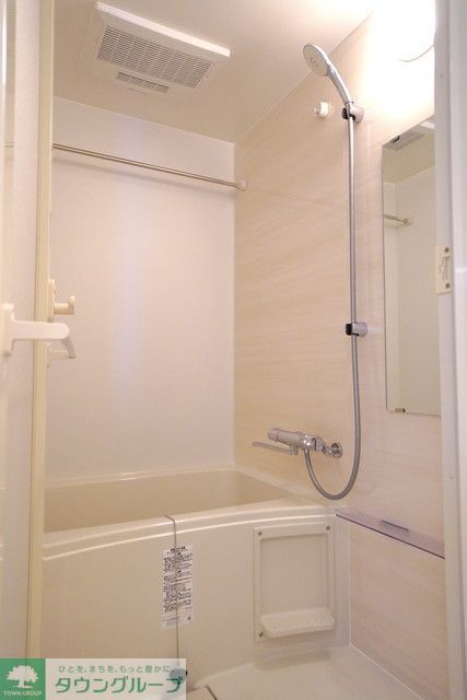 バス・シャワールーム　※写真は同タイプ住戸です。