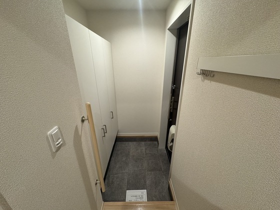 玄関　※別部屋の写真です