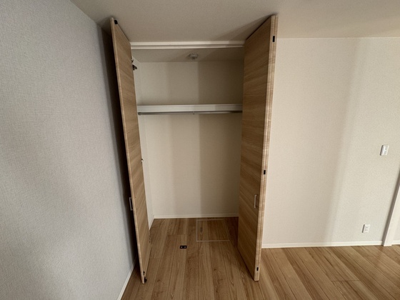 収納　※別部屋の写真です