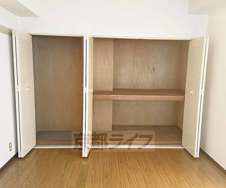 収納　ロングコート対応しています