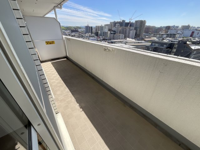 バルコニー　広々としたバルコニーです