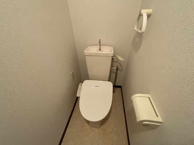 トイレ　ウォシュレットです！