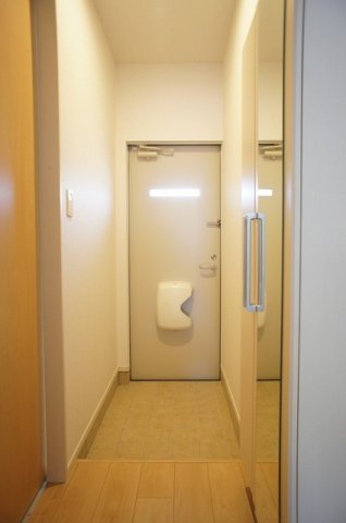 玄関　落ち着いた玄関です