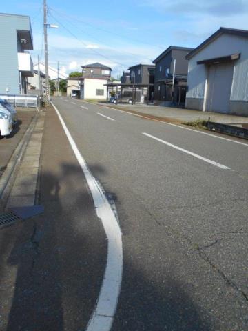 その他　前面道路（その他）まで0m