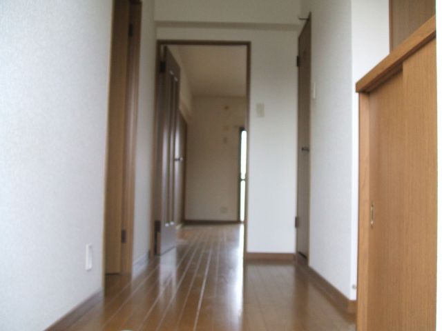 玄関　ゆったりとした玄関です