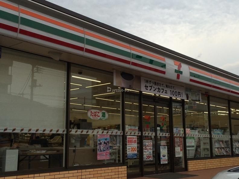 コンビニ　セブンイレブン船橋市場店（コンビニ）まで340m