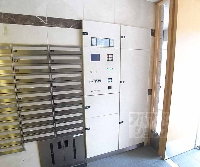 ロビー　宅配ＢＯＸ付