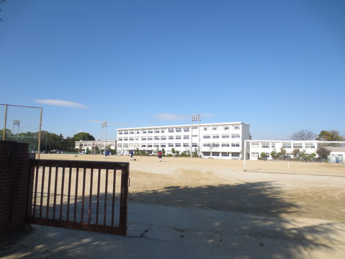 中学校　豊南中学校（中学校）まで3400m