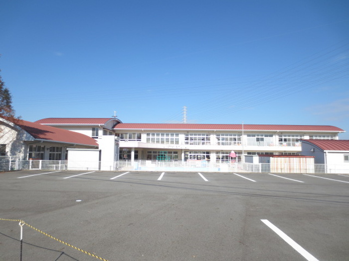 幼稚園・保育園　丸山こども園（幼稚園・保育園）まで1000m