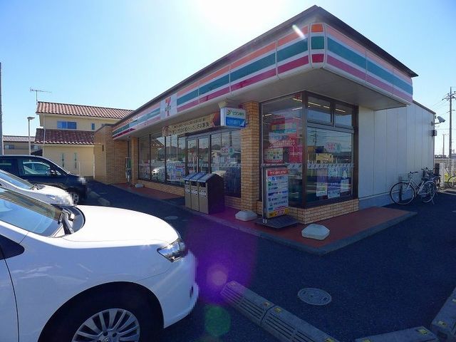 コンビニ　セブンイレブン足利借宿店（コンビニ）まで1300m