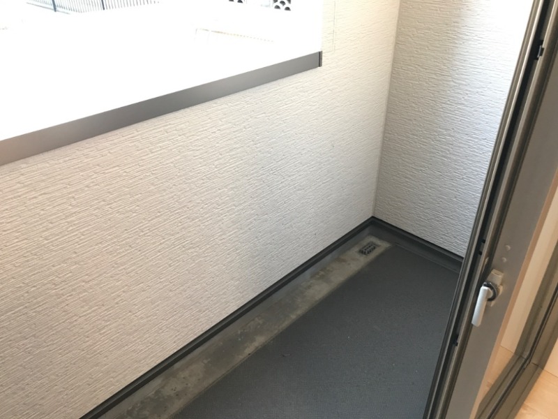 バルコニー　図面と現状に相違がある場合には現状を優先