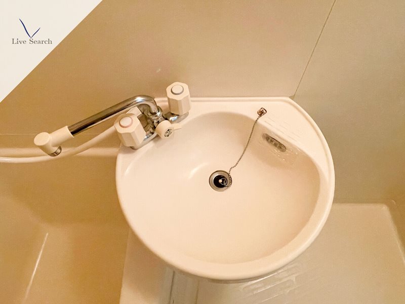 洗面設備　写真は同型タイプ