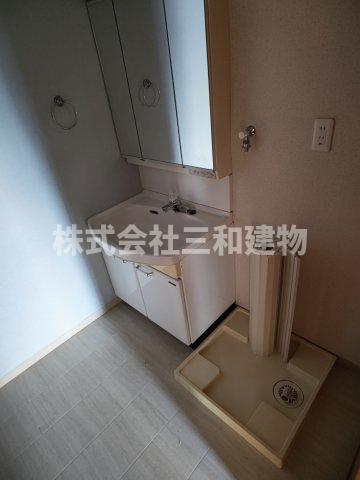 洗面設備　同間取り別室の参考写真です