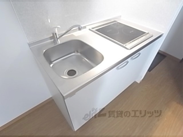 キッチン　清潔感のあるキッチンです