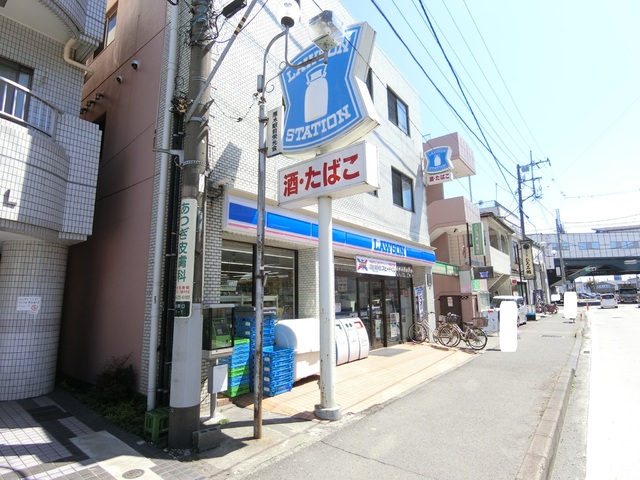 コンビニ　ローソン厚木駅前店（コンビニ）まで140m