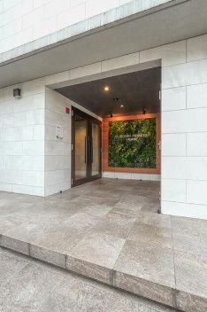 エントランス　毎日通るエントランスはこんな感じです♪