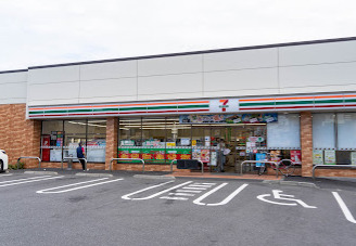 コンビニ　セブンイレブン 大田区大森中3丁目店（コンビニ）まで1072m