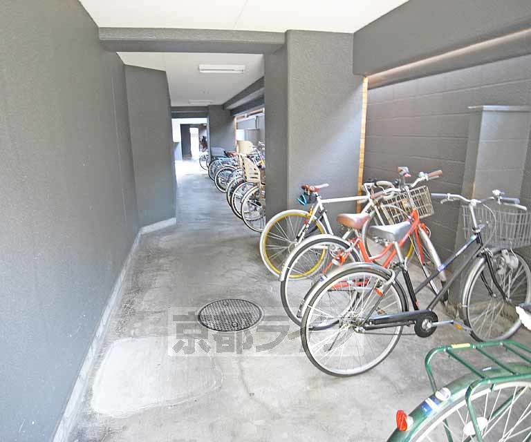その他共有部分　自転車沢山とめれます。