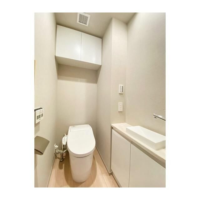 トイレ　ゆったりとした空間のトイレです