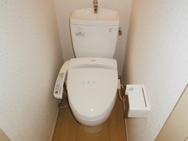 トイレ　別号室参考写真