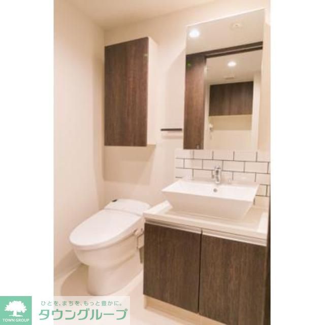 トイレ　※写真は同タイプ住戸です。
