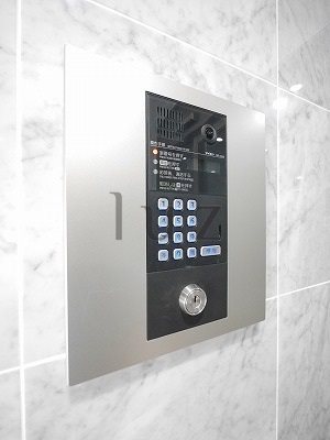 セキュリティ　モニター付きオートロック完備で女性も安心です。