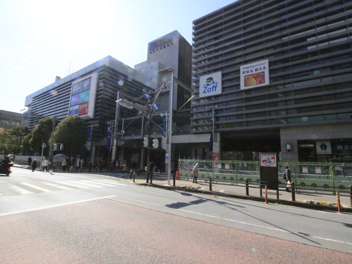 ショッピングセンター　青葉台東急スクエア店（ショッピングセンター）まで337m