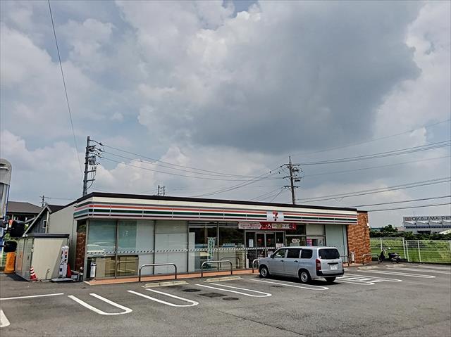 コンビニ　セブン－イレブン東浦知多インター店（コンビニ）まで2552m