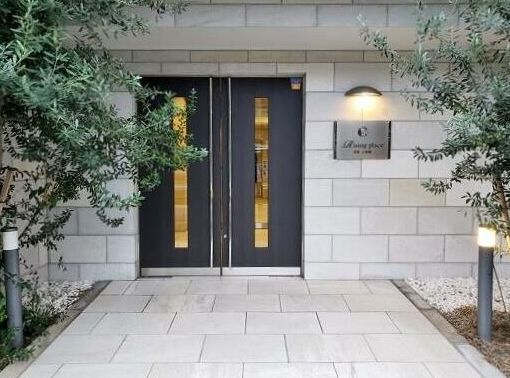 エントランス　リライフ浅草店