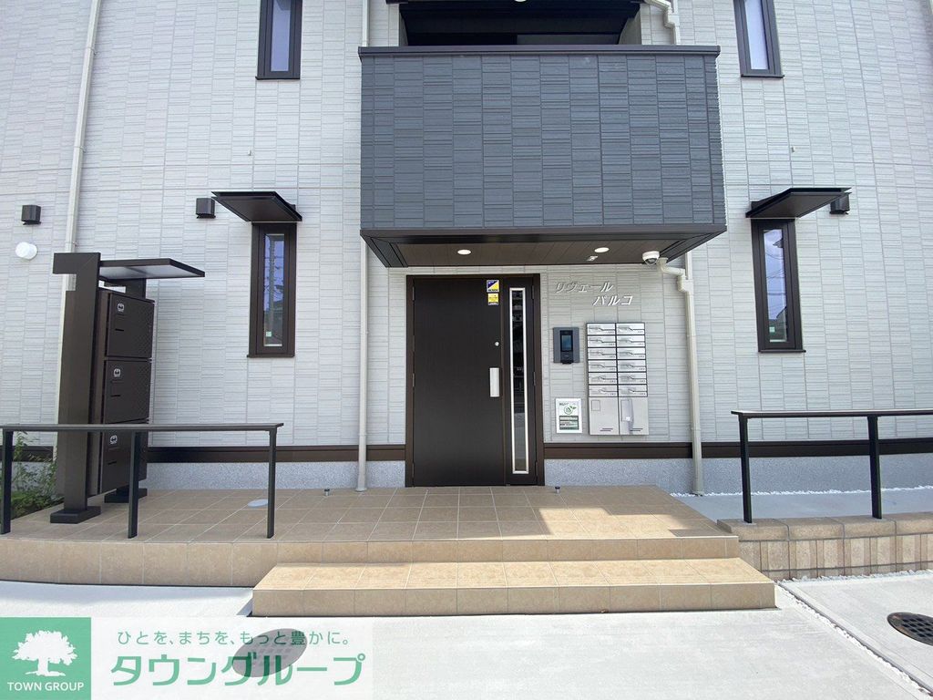 エントランス　エントランス
