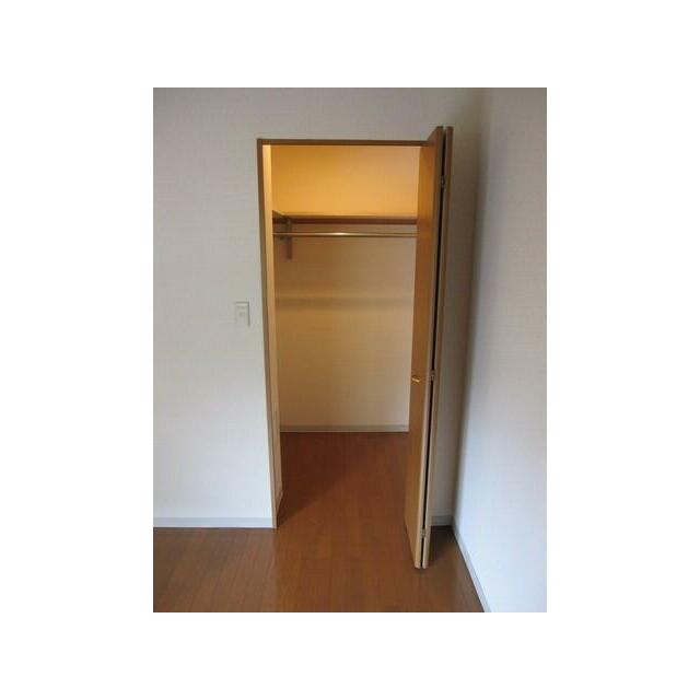 収納　ウォークインクローゼット