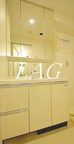 洗面設備　独立洗面台です。