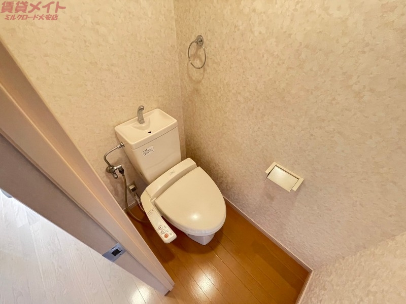 トイレ　別部屋画像参考